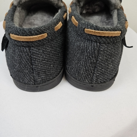 Fireside By Dearfoams Men's Grafton Genuine Shearling Moccasin Slipper 12 New - Picture 7 of 11